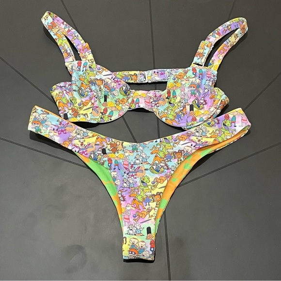 Moana Mash Up TOP ONLY - Picture 1 of 1